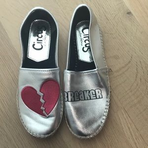 Girls moccasins size 6m